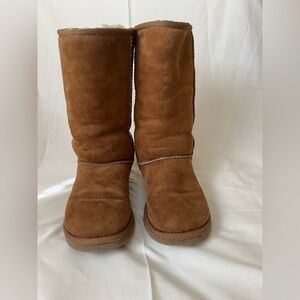 UGG Classic Tall 5815 Boots Size 5W Damaged